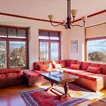 το σπιτι της ελευθερίας και της σοφίας Villa *