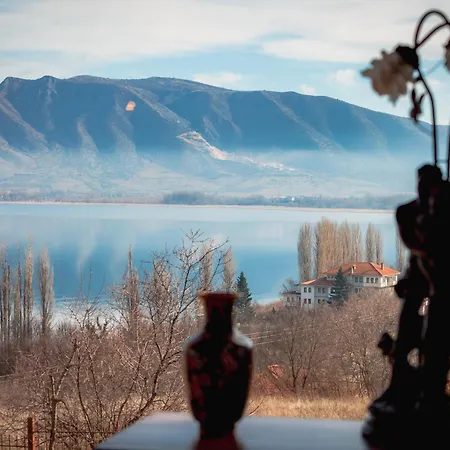 Το Σπιτι Της Ελευθερίας Και Της Σοφίας * Кастория