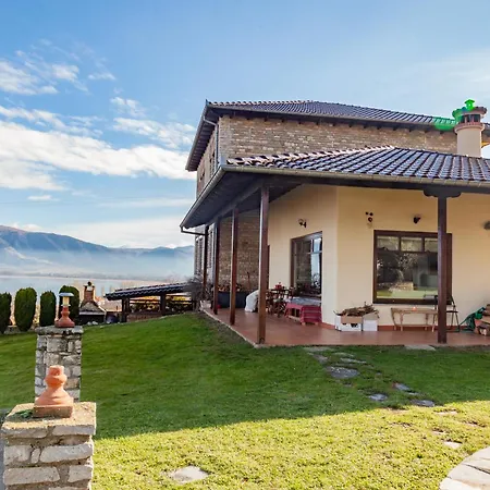 Villa το σπιτι της ελευθερίας και της σοφίας Kastoria