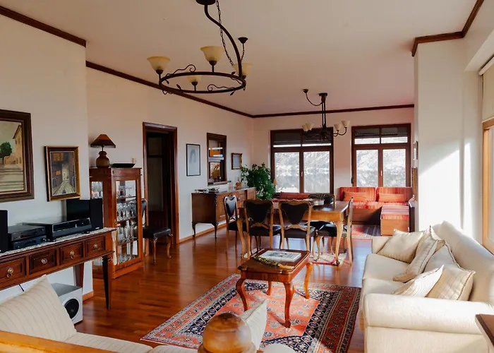 Το Σπιτι Της Ελευθερίας Και Της Σοφίας Kasztoriá