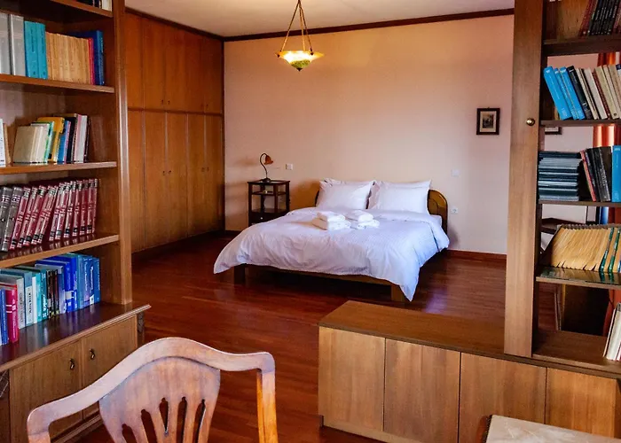 Το Σπιτι Της Ελευθερίας Και Της Σοφίας * Кастория