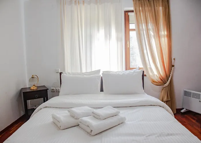 Το Σπιτι Της Ελευθερίας Και Της Σοφίας * Кастория