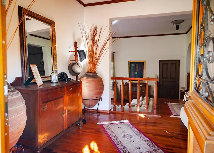 Το Σπιτι Της Ελευθερίας Και Της Σοφίας Вилла Кастория