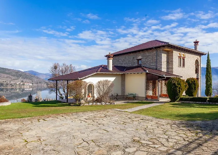 Villa Το Σπιτι Της Ελευθερίας Και Της Σοφίας Kasztoriá