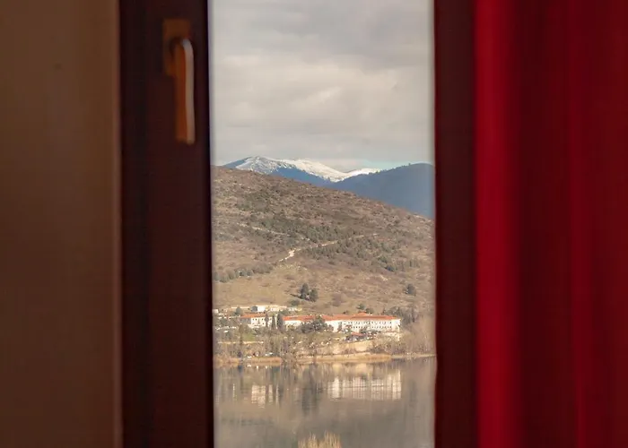 Το Σπιτι Της Ελευθερίας Και Της Σοφίας