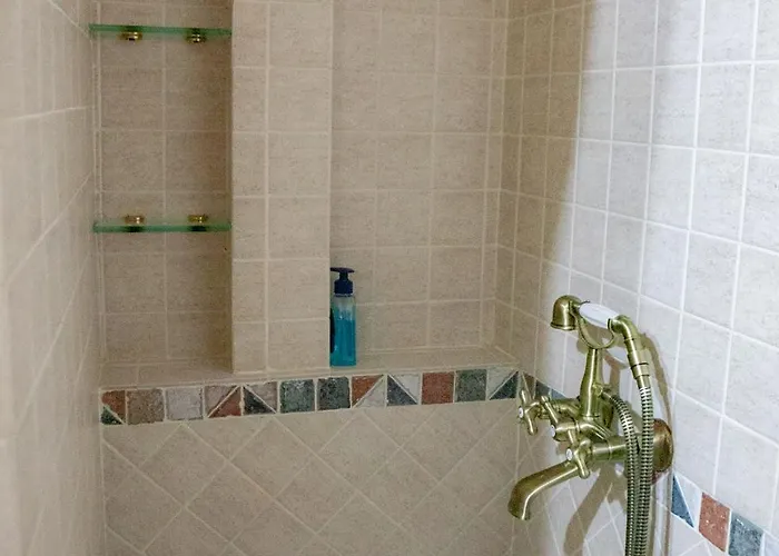 Το Σπιτι Της Ελευθερίας Και Της Σοφίας