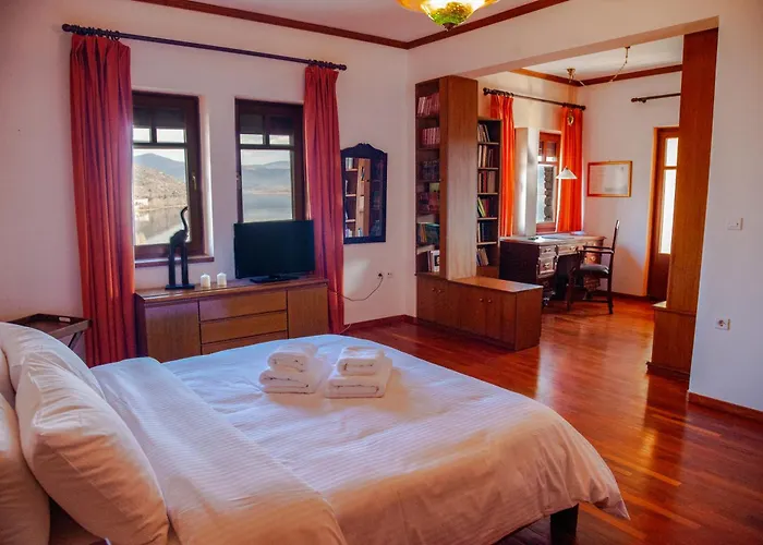 Το Σπιτι Της Ελευθερίας Και Της Σοφίας Kasztoriá